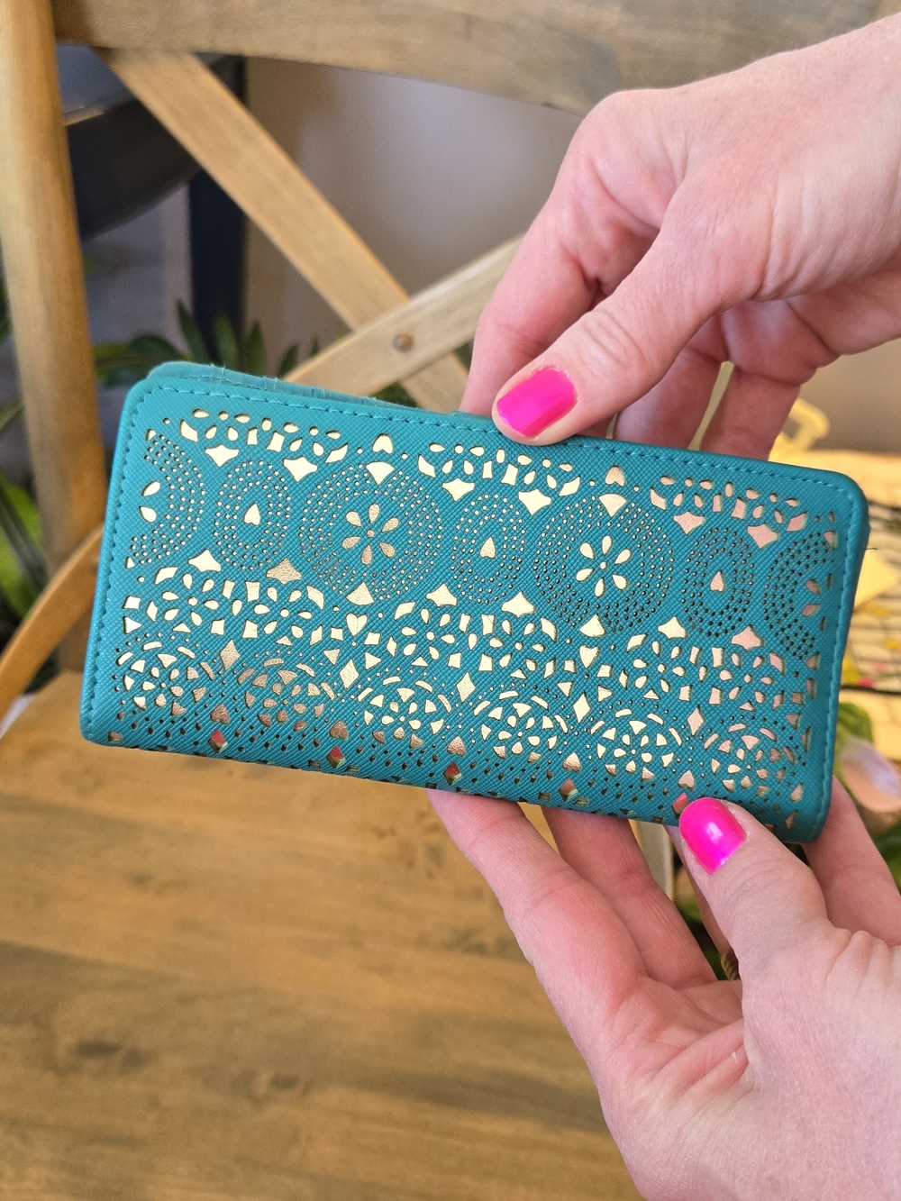 Teal Laser-Cut Women's Wallet - Stylish Floral Design